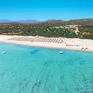 https://suneva-wellness-golf-costa-rei.in-sardinia.net